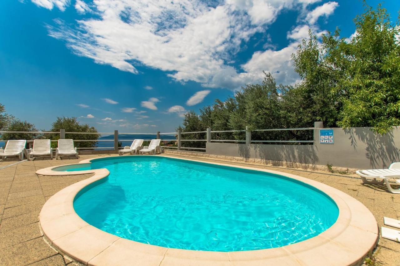 Villa Ozzi With 9 Bedrooms & Private Pool Makarska Zewnętrze zdjęcie