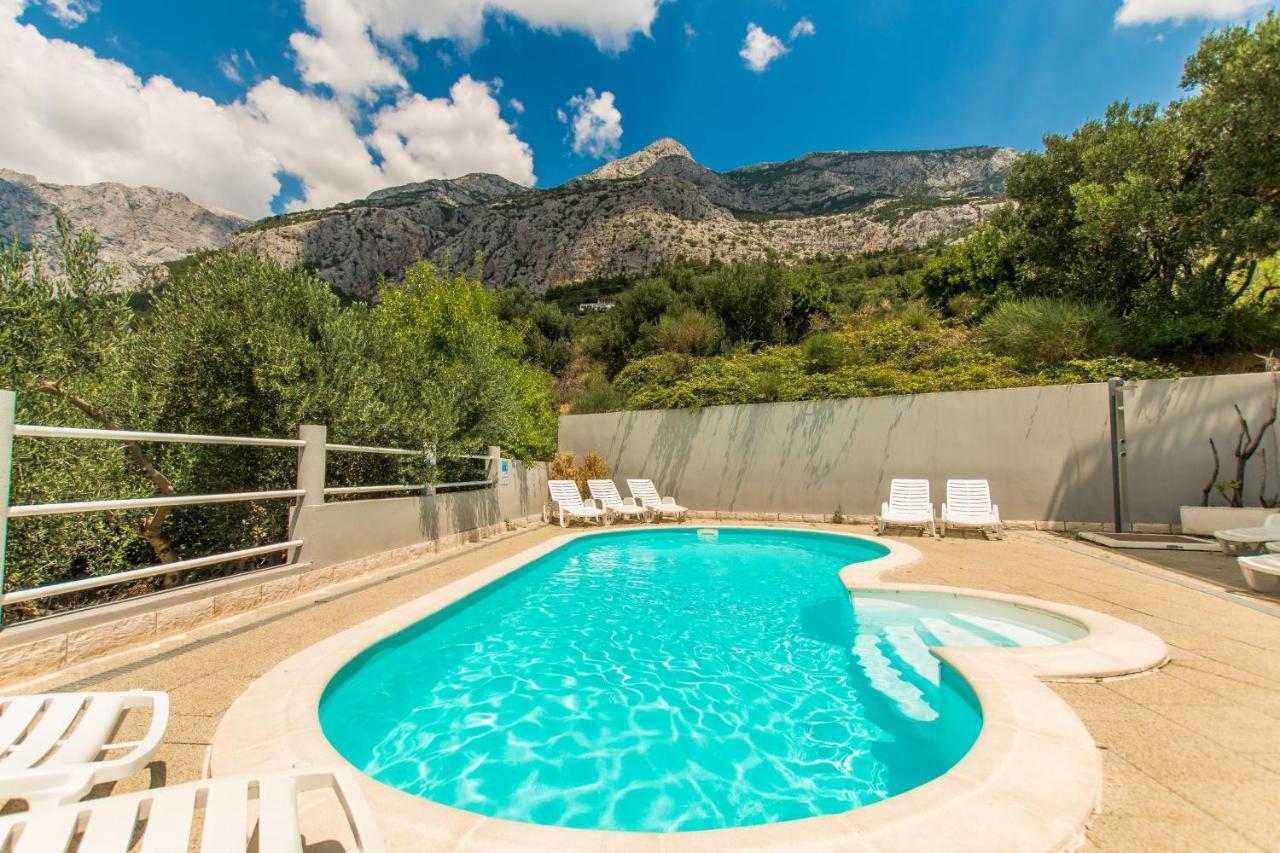 Villa Ozzi With 9 Bedrooms & Private Pool Makarska Zewnętrze zdjęcie