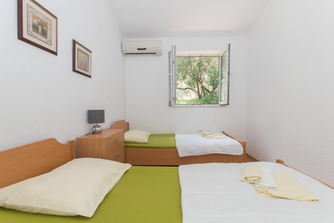 Villa Ozzi With 9 Bedrooms & Private Pool Makarska Zewnętrze zdjęcie